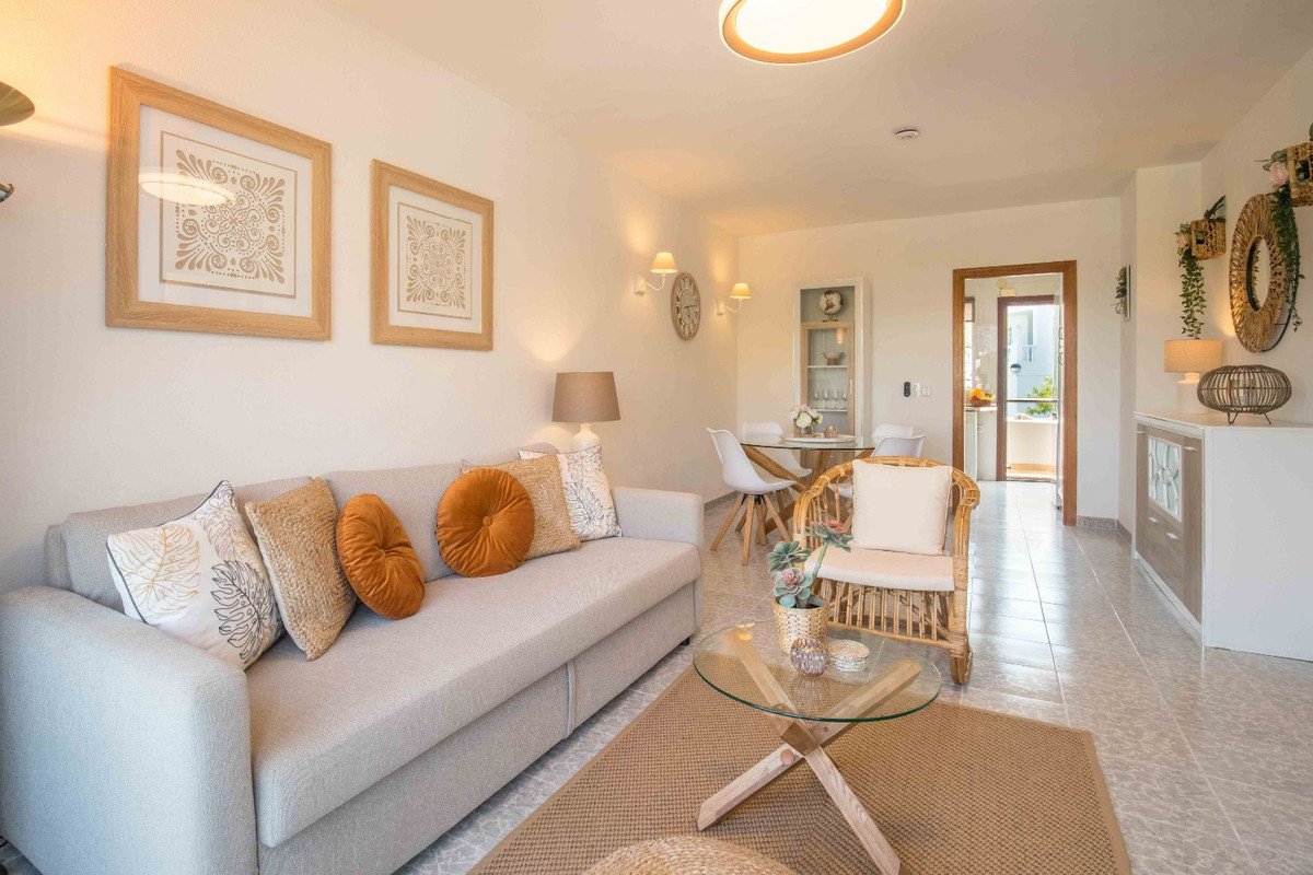 2 Bed Ground Floor Apartment in Benalmadena
