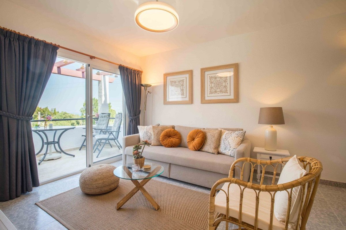 2 Bed Ground Floor Apartment in Benalmadena