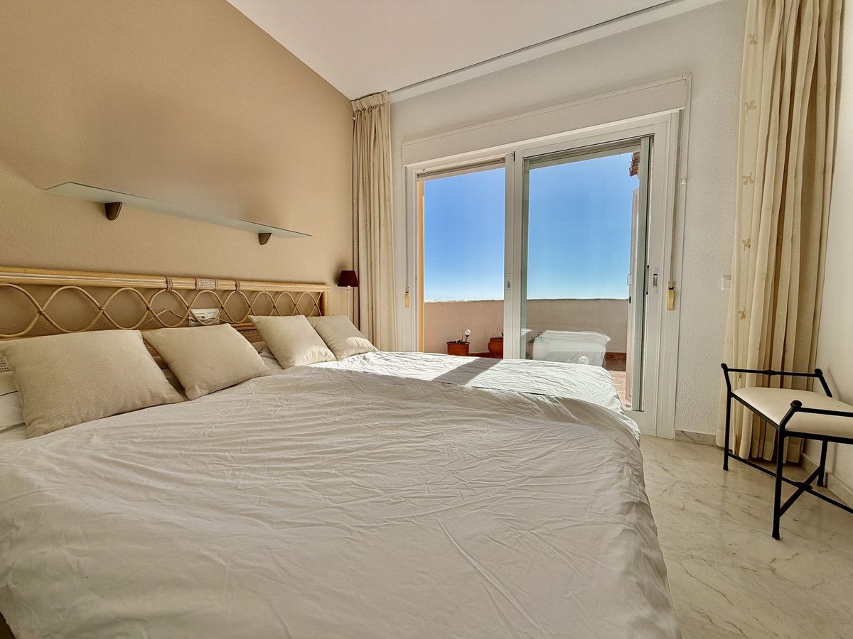 2 Bed Penthouse Duplex in Calahonda