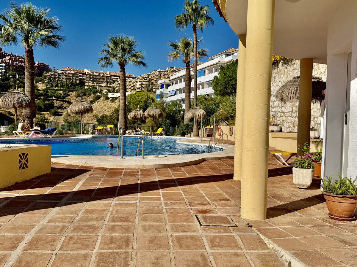 2 Bed Penthouse Duplex in Calahonda