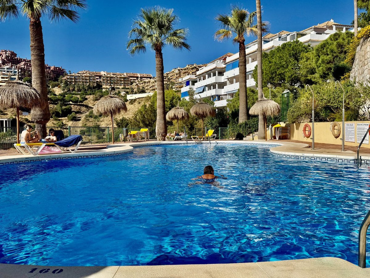 2 Bed Penthouse Duplex in Calahonda