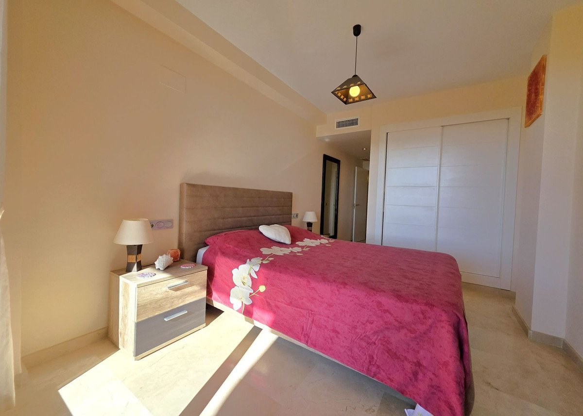 2 Bed Ground Floor Apartment in Calanova Golf