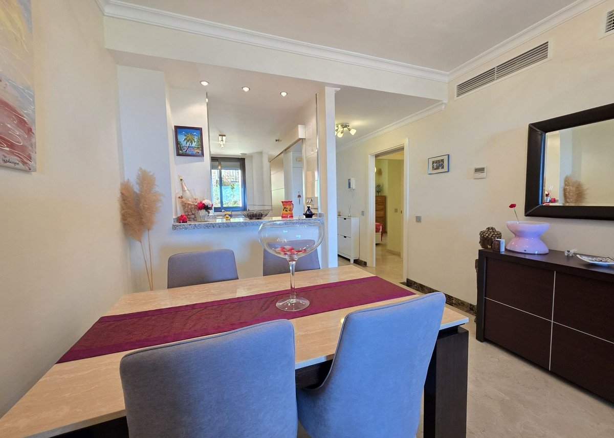 2 Bed Ground Floor Apartment in Calanova Golf