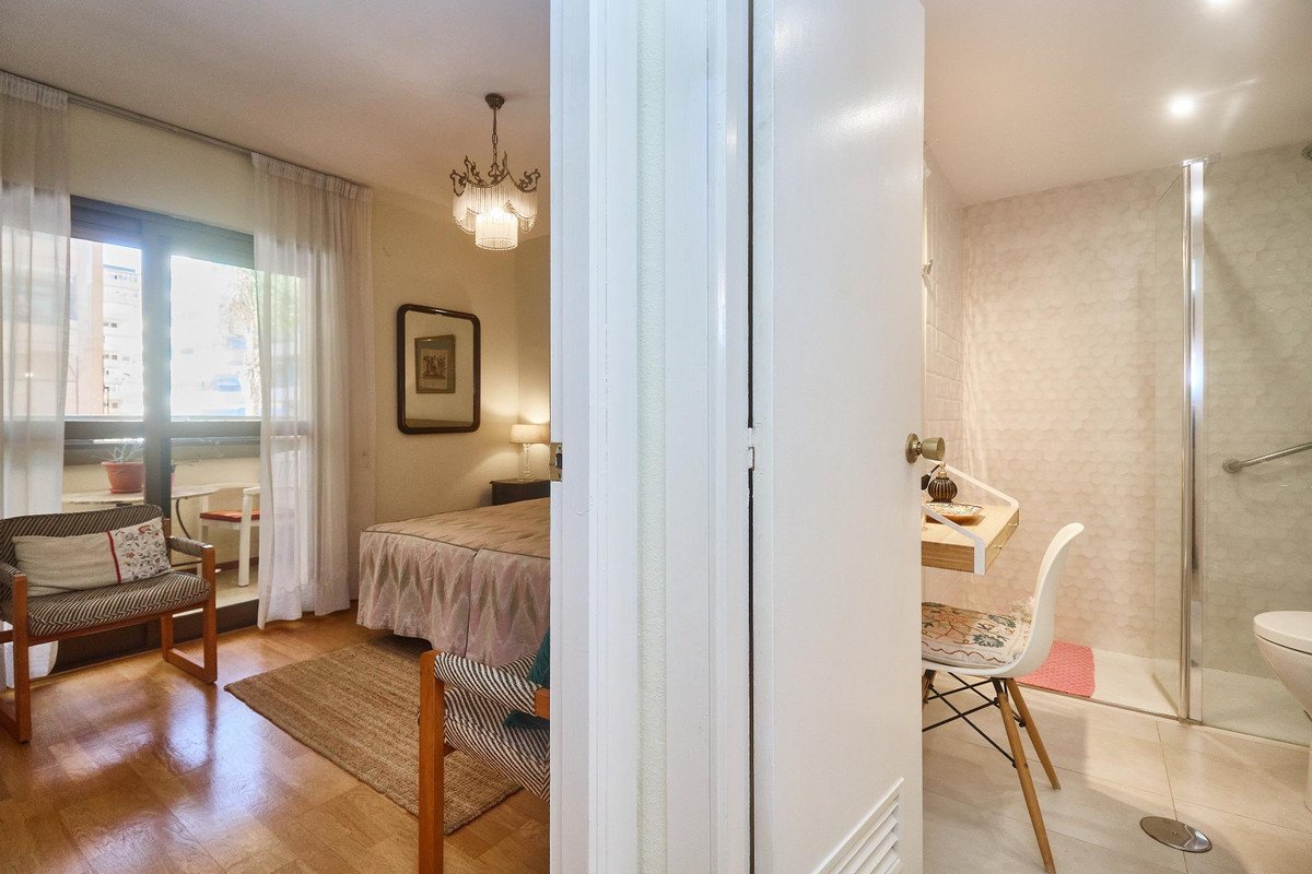 3 Bed Middle Floor Apartment in Fuengirola