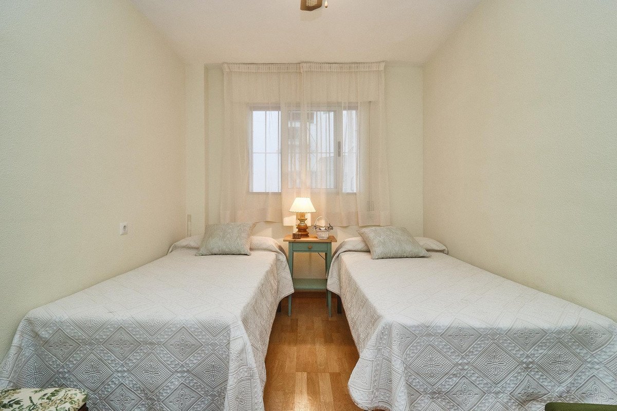 3 Bed Middle Floor Apartment in Fuengirola
