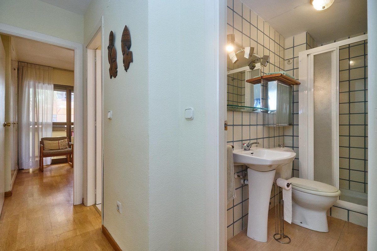 3 Bed Middle Floor Apartment in Fuengirola