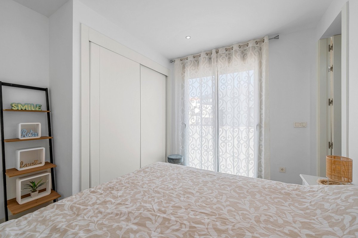 3 Bed Detached Villa in Villamartin