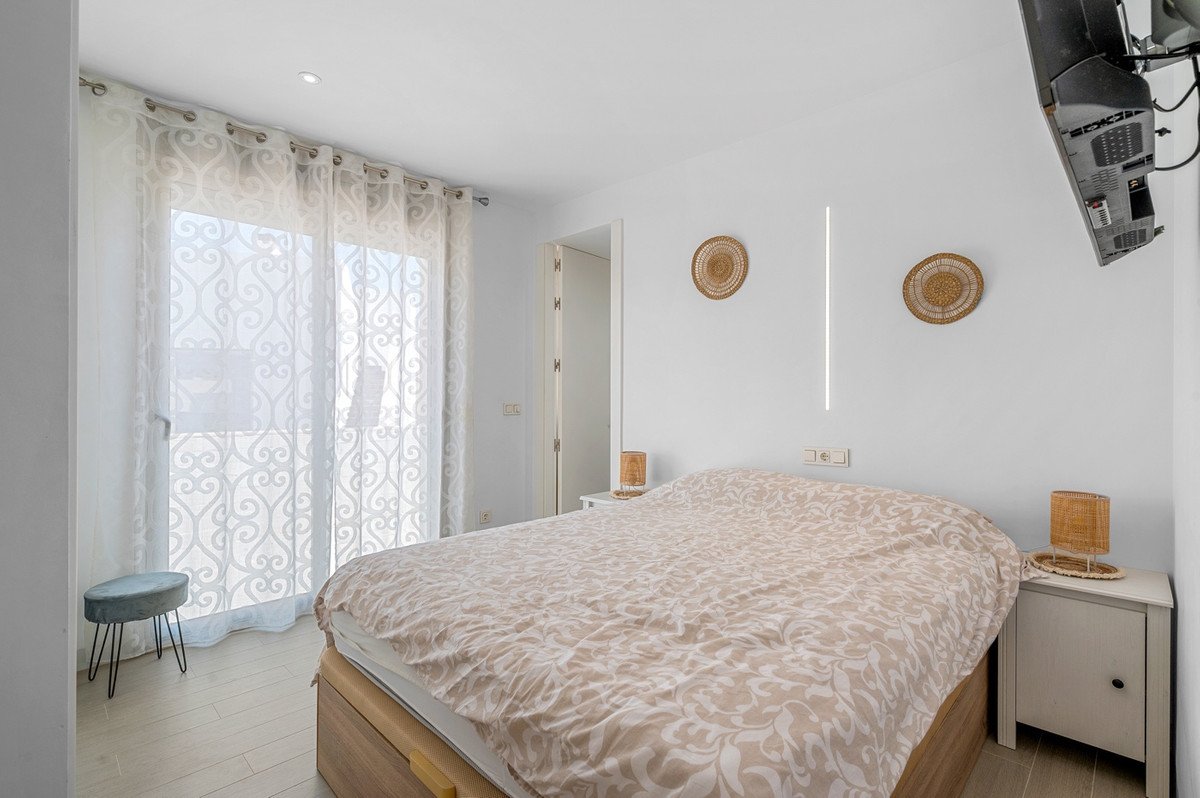 3 Bed Detached Villa in Villamartin