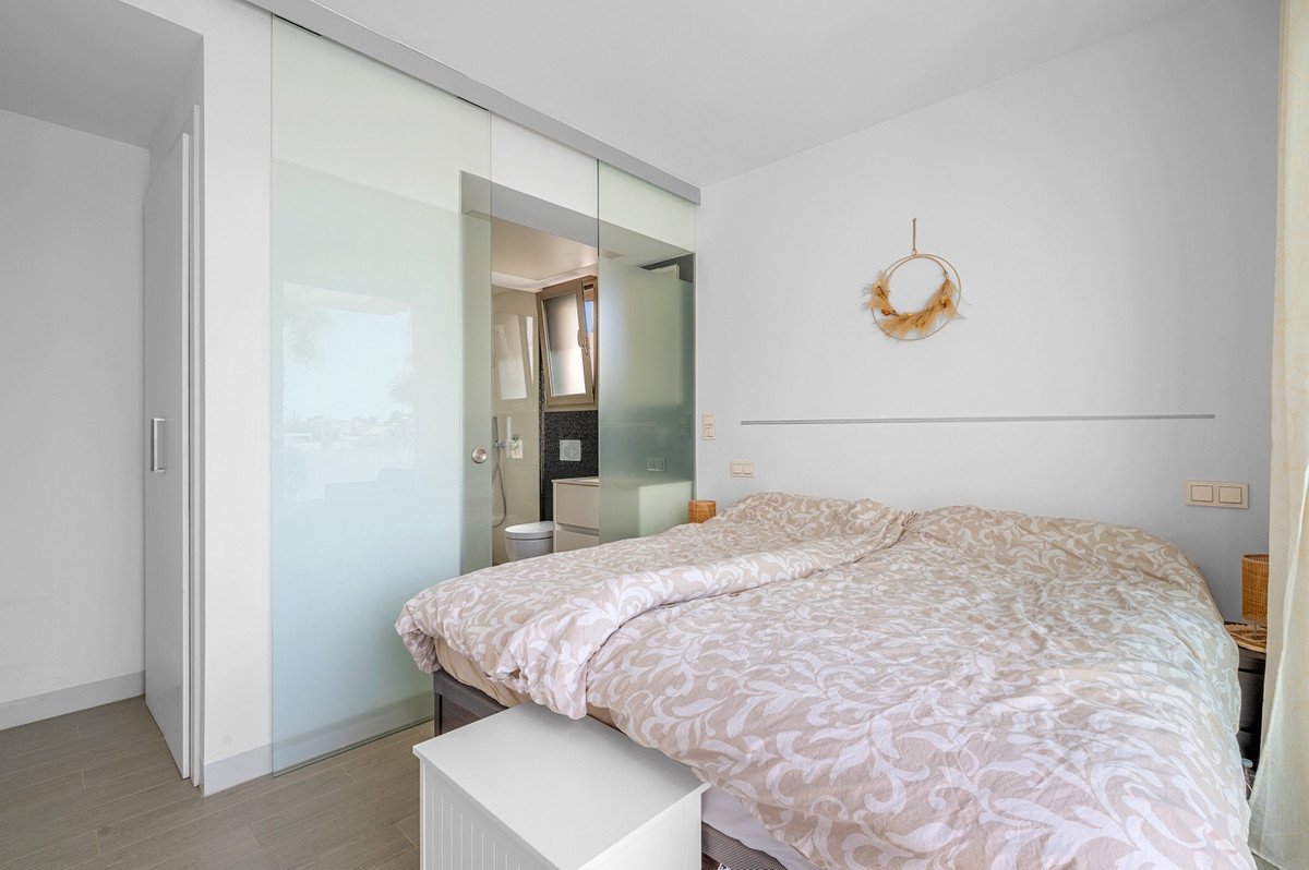 3 Bed Detached Villa in Villamartin