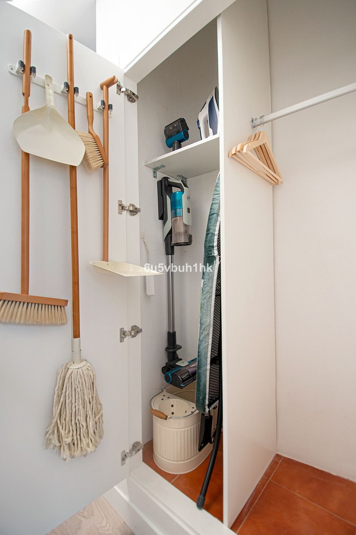 2 Bed Middle Floor Apartment in Málaga