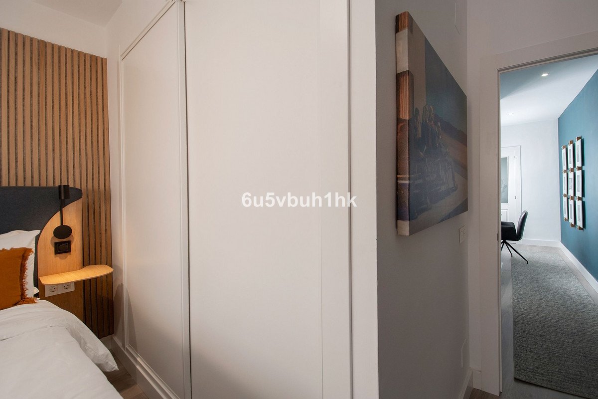 2 Bed Middle Floor Apartment in Málaga