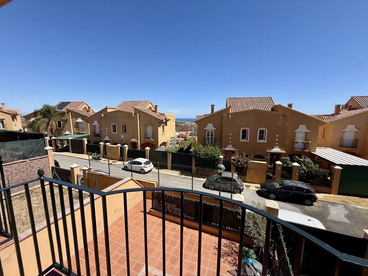 3 Bed Townhouse in Riviera del Sol