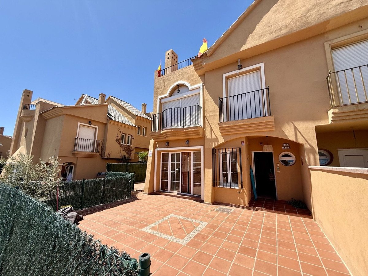 3 Bed Townhouse in Riviera del Sol