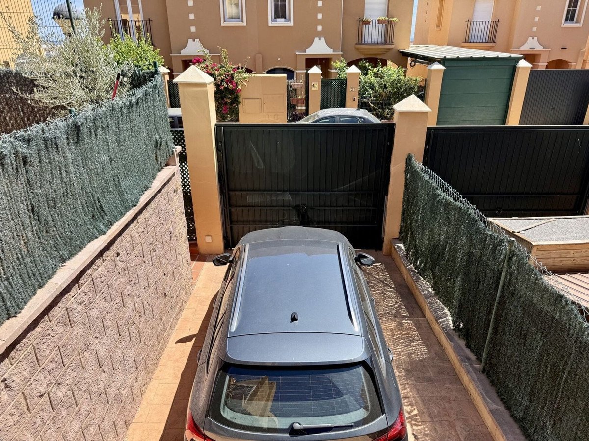 3 Bed Townhouse in Riviera del Sol