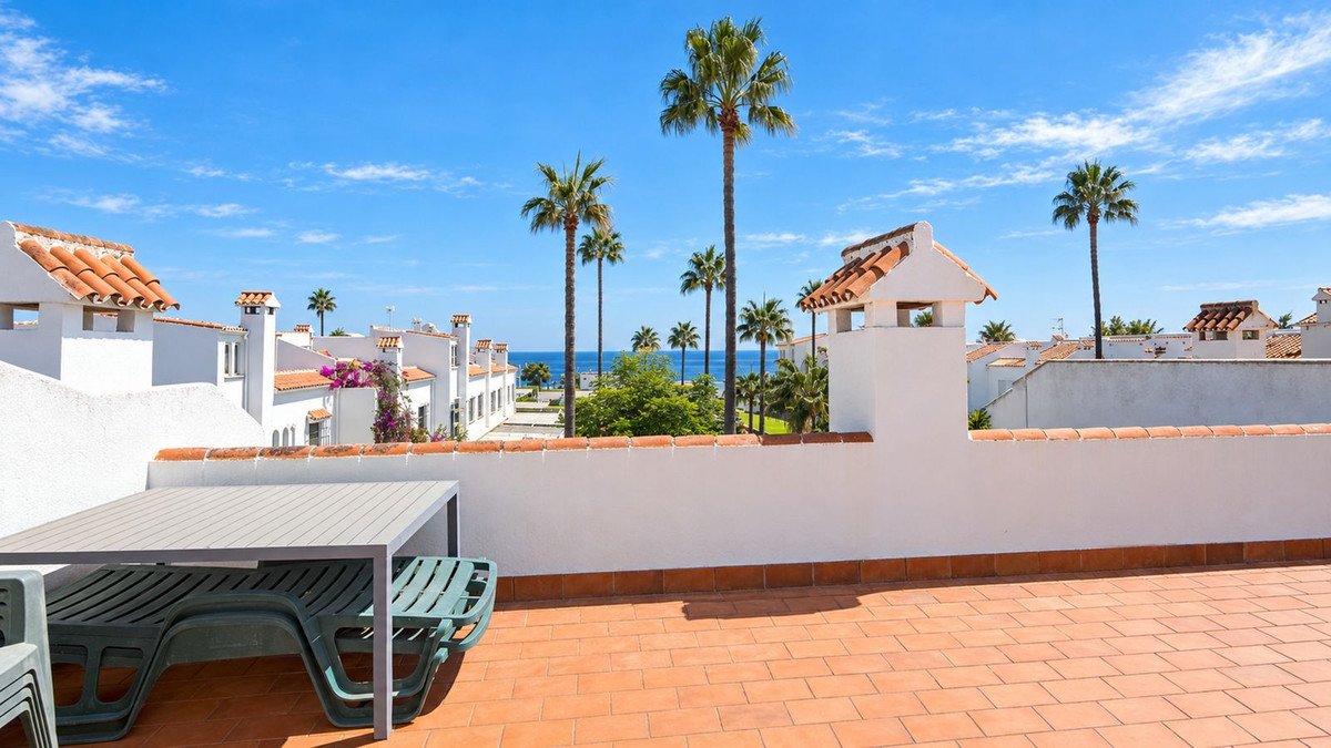 4 Bed Townhouse in Casares Playa