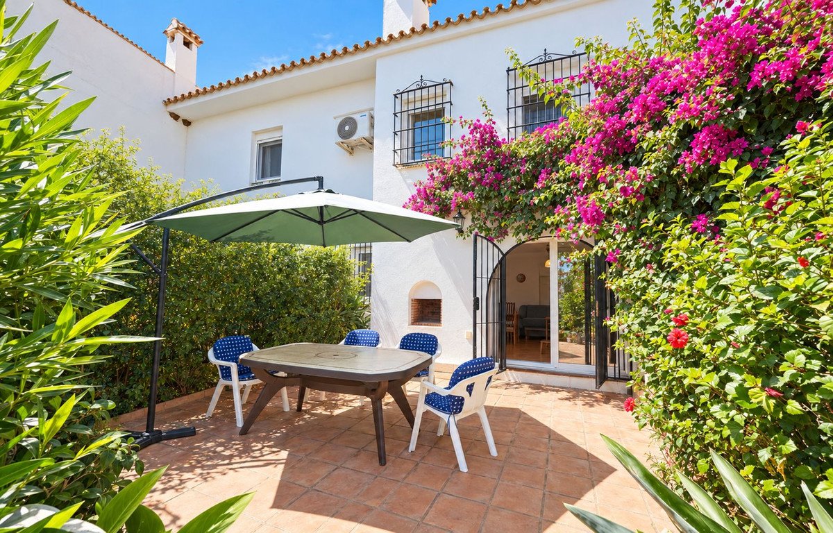 4 Bed Townhouse in Casares Playa