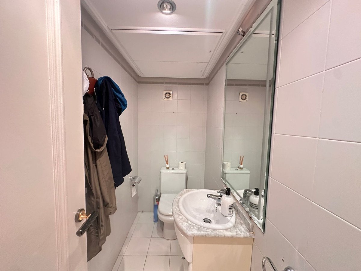 2 Bed Ground Floor Apartment in Estepona