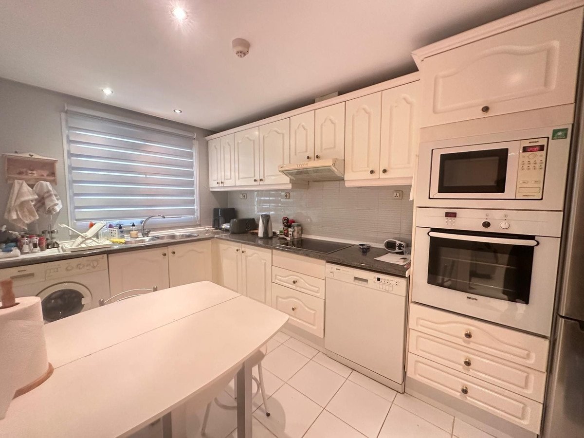 2 Bed Ground Floor Apartment in Estepona