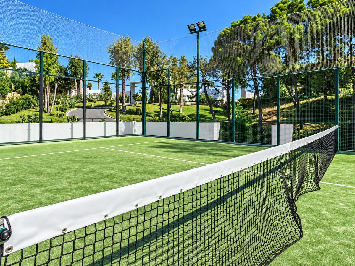 2 Bed Ground Floor Apartment in Estepona