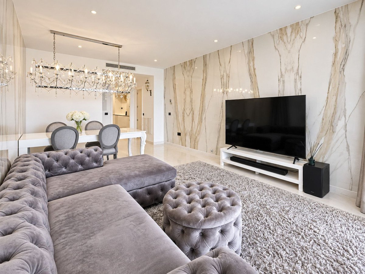 2 Bed Ground Floor Apartment in Estepona