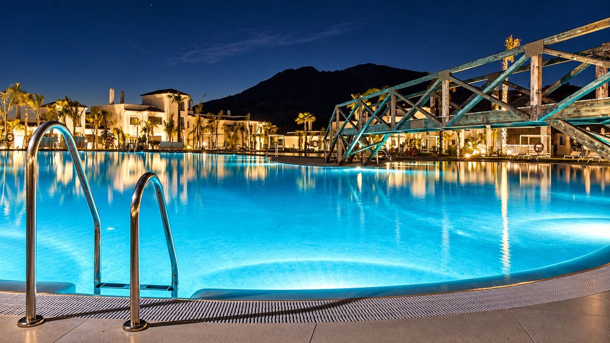 2 Bed Ground Floor Apartment in Estepona