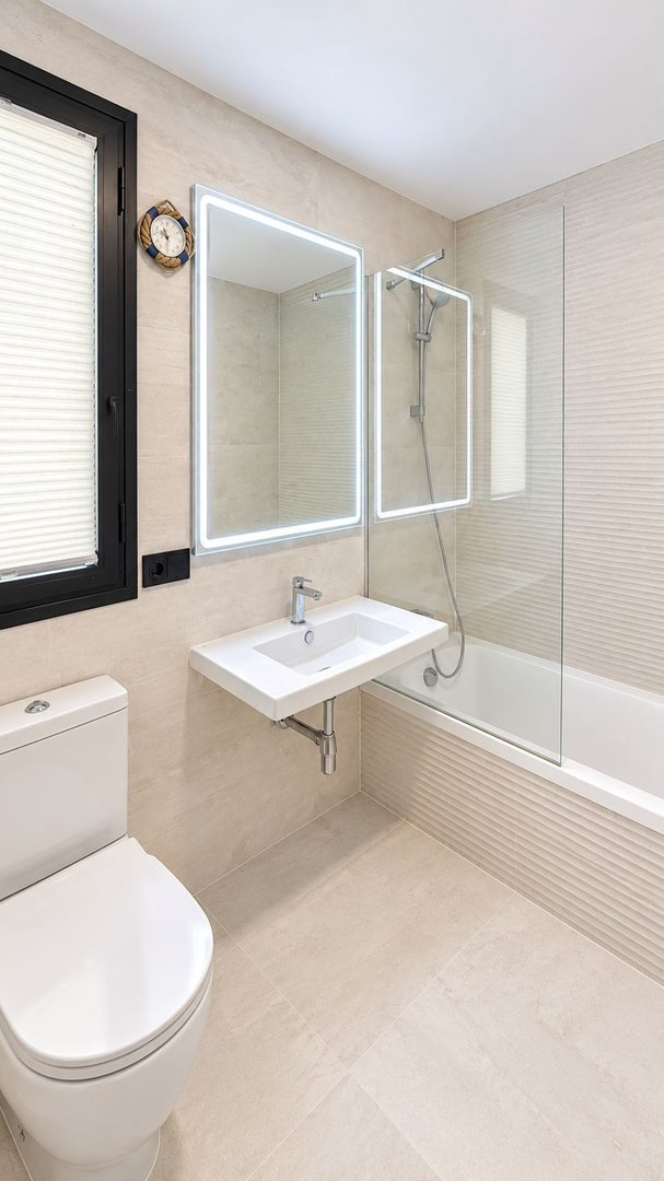 2 Bed Ground Floor Apartment in Estepona