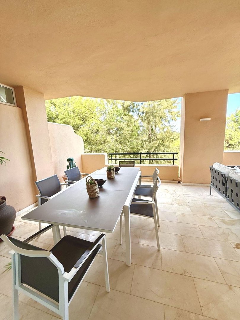 3 Bed Middle Floor Apartment in Elviria
