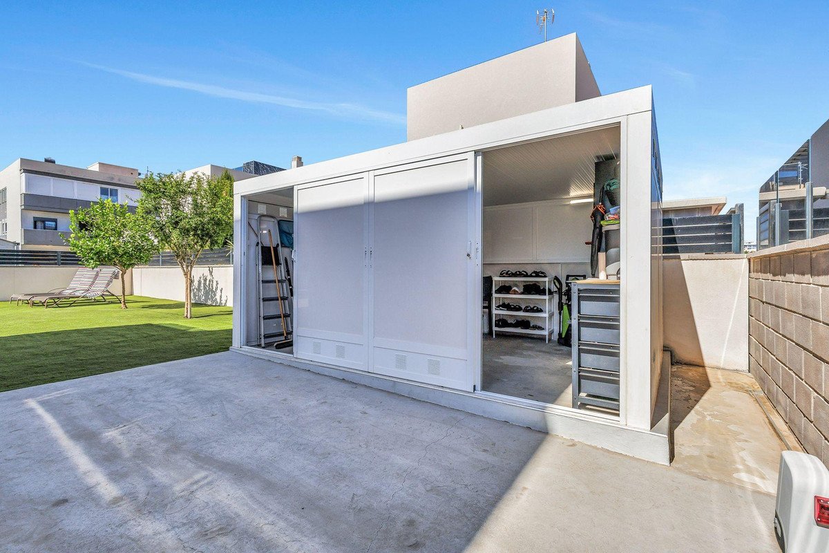 3 Bed Detached Villa in Torrevieja