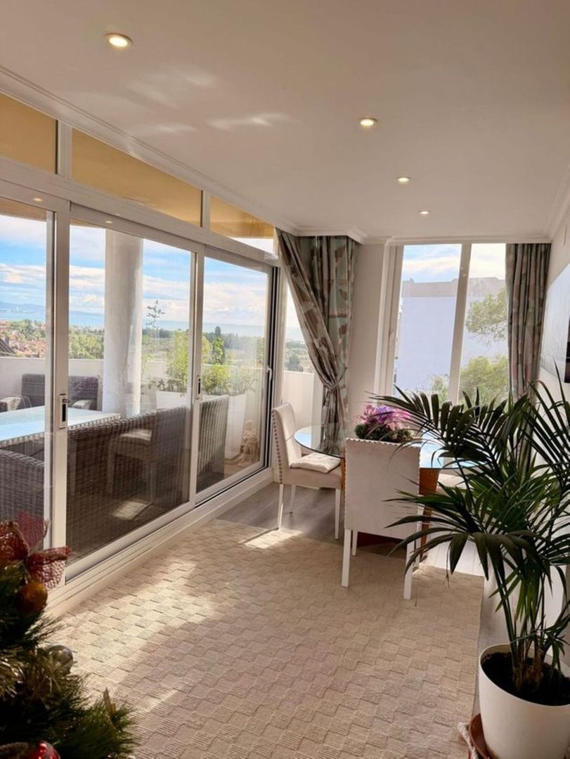 3 Bed Middle Floor Apartment in Marbella