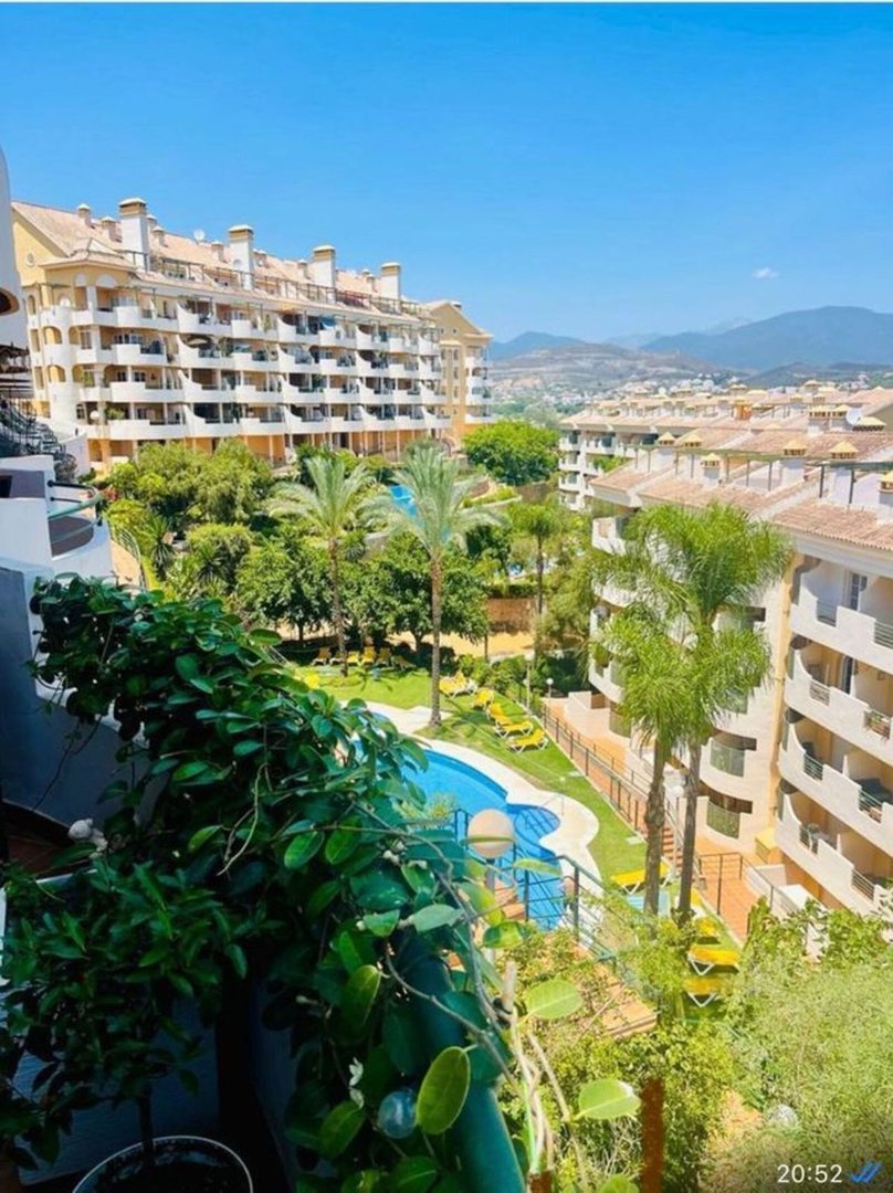3 Bed Middle Floor Apartment in Marbella