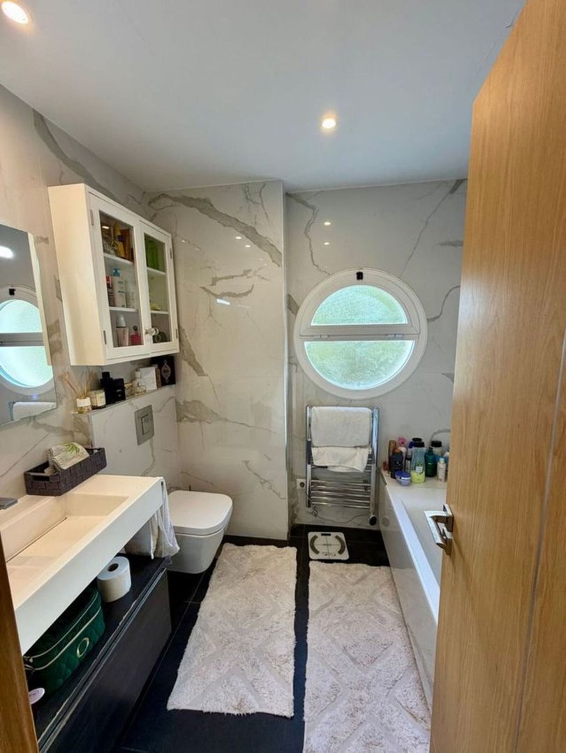 3 Bed Middle Floor Apartment in Marbella