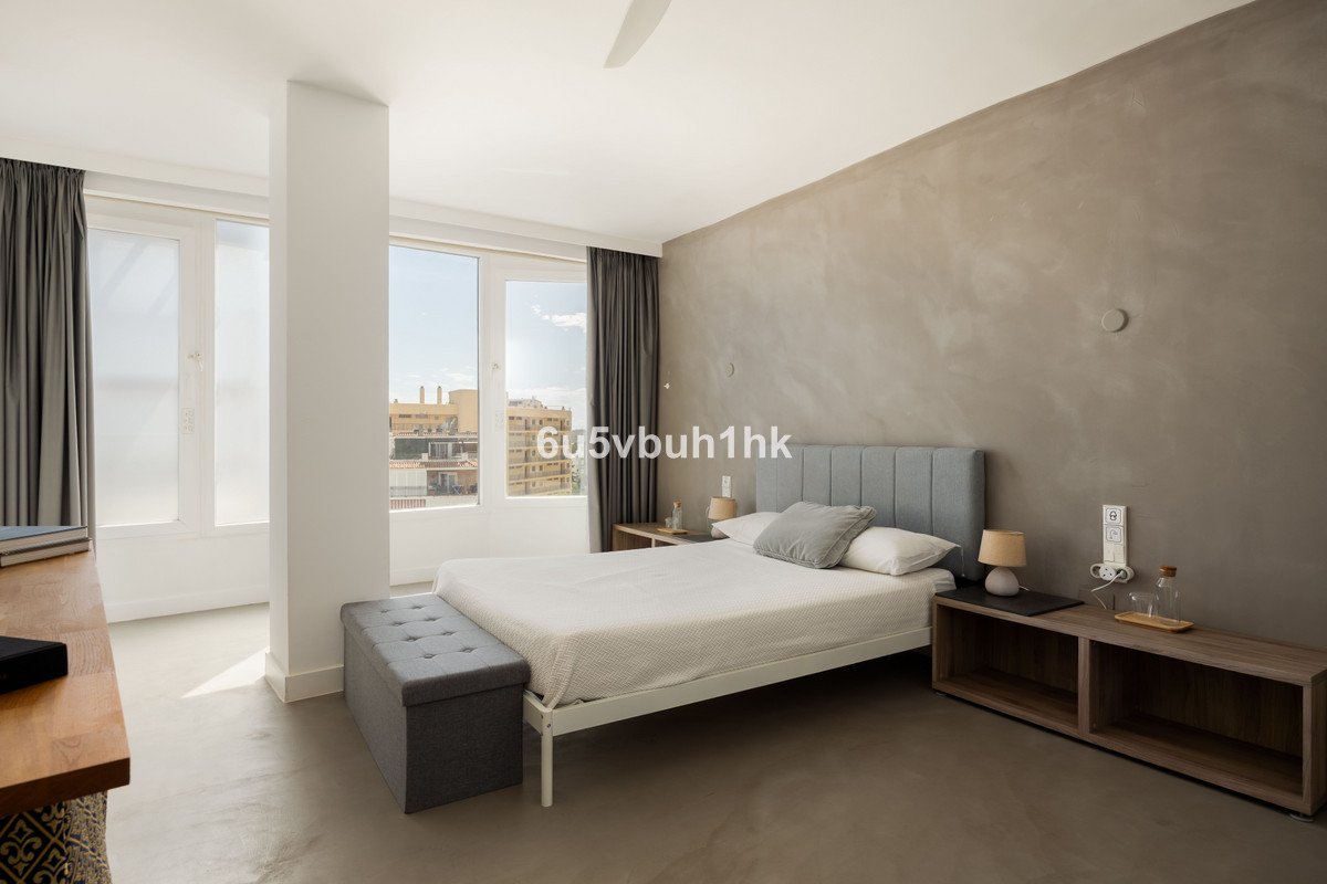 2 Bed Middle Floor Apartment in Benalmadena Costa