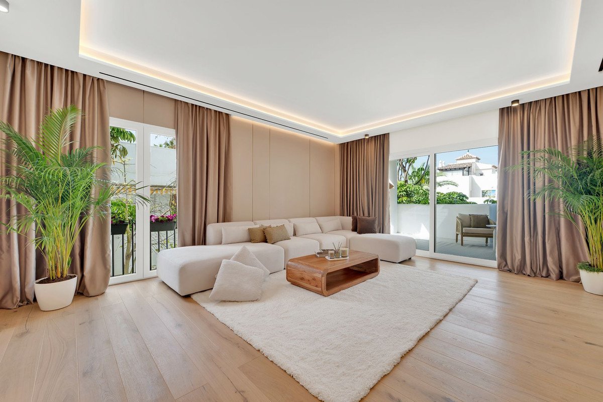 3 Bed Middle Floor Apartment in Nagüeles