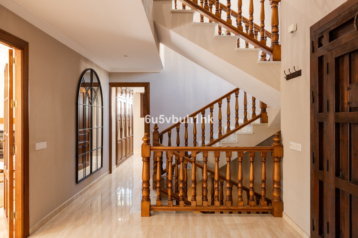 4 Bed Detached Villa in San Pedro de Alcántara