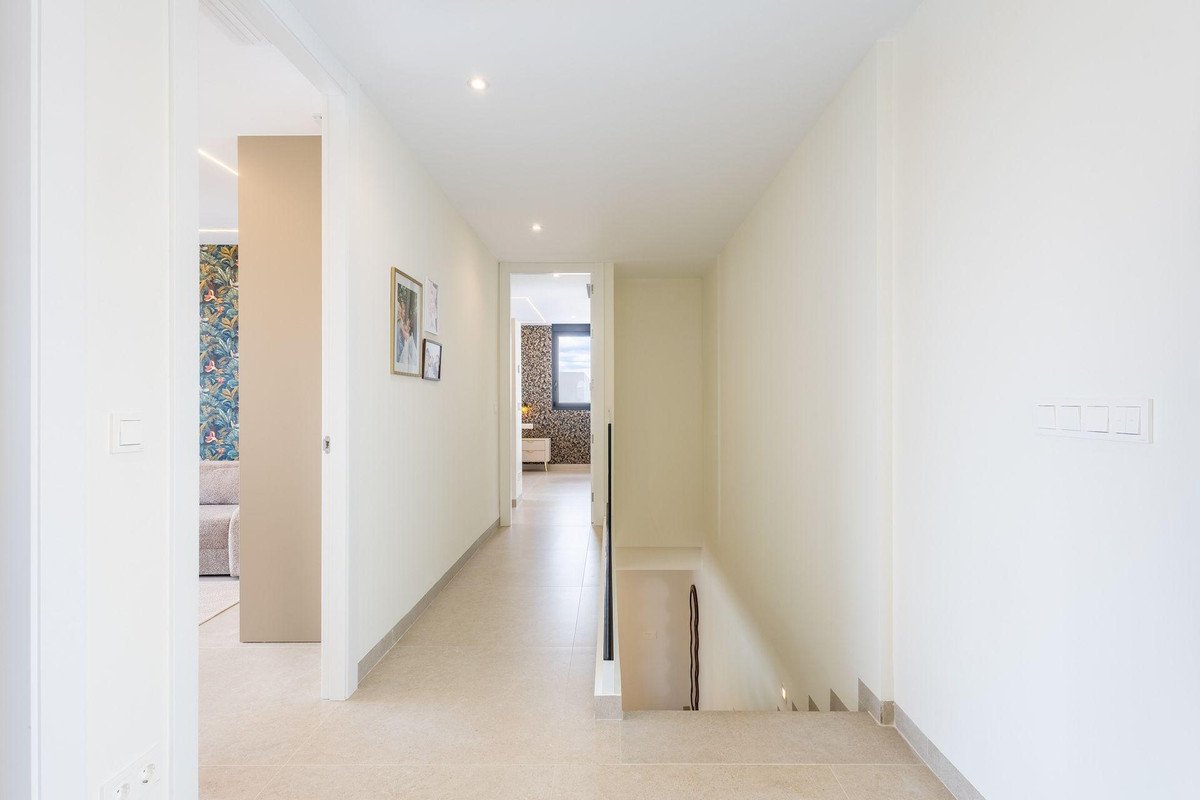 4 Bed Detached Villa in Torrevieja