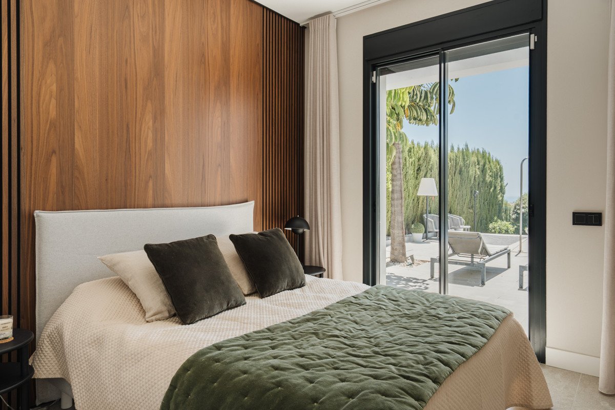 4 Bed Detached Villa in Estepona
