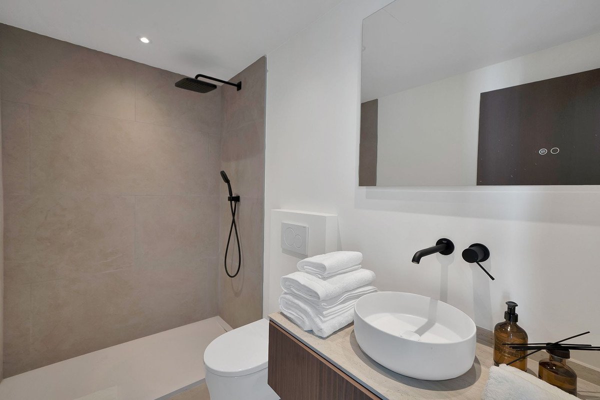 5 Bed Detached Villa in Benahavís