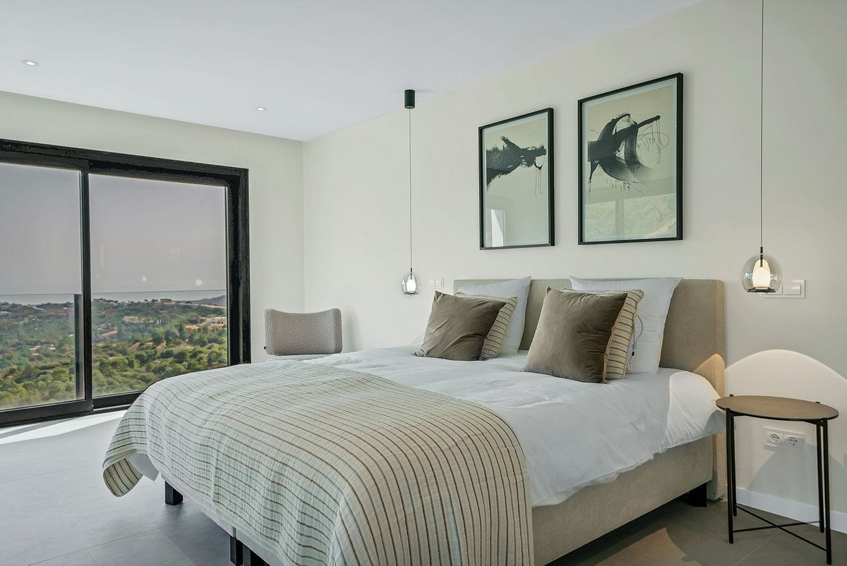 5 Bed Detached Villa in Benahavís