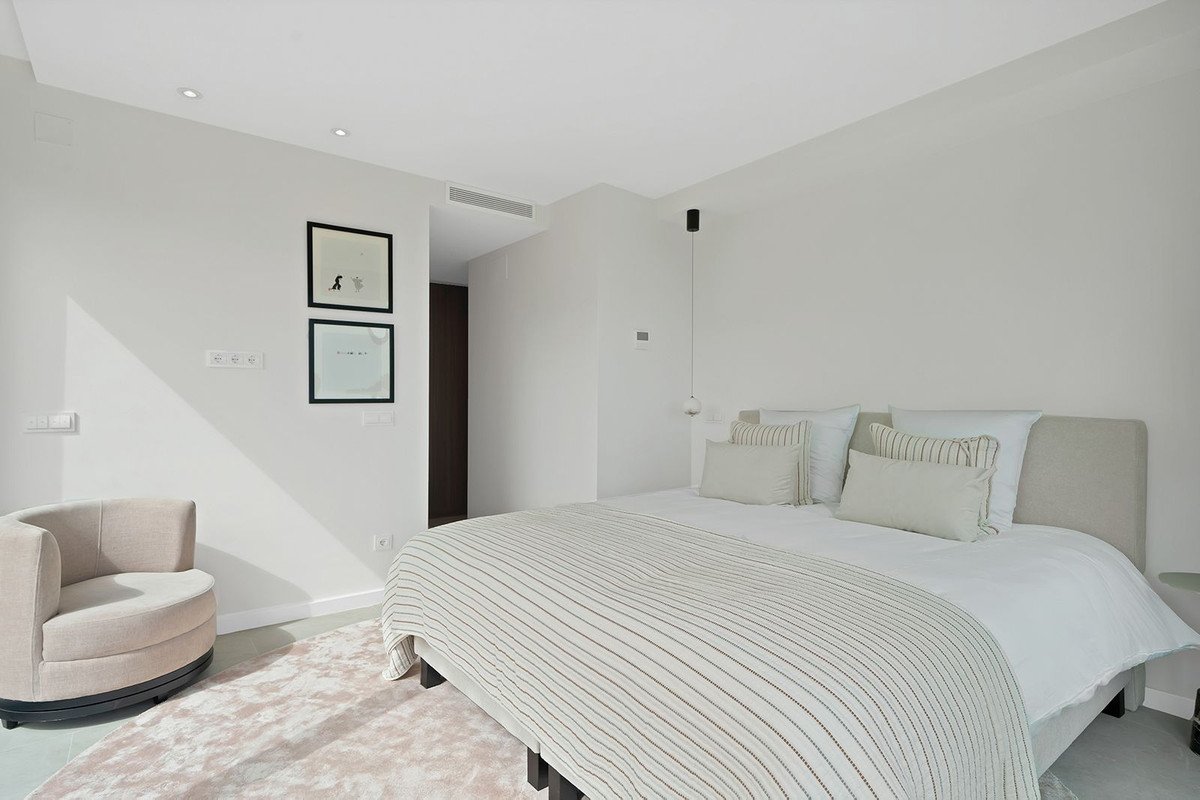 5 Bed Detached Villa in Benahavís