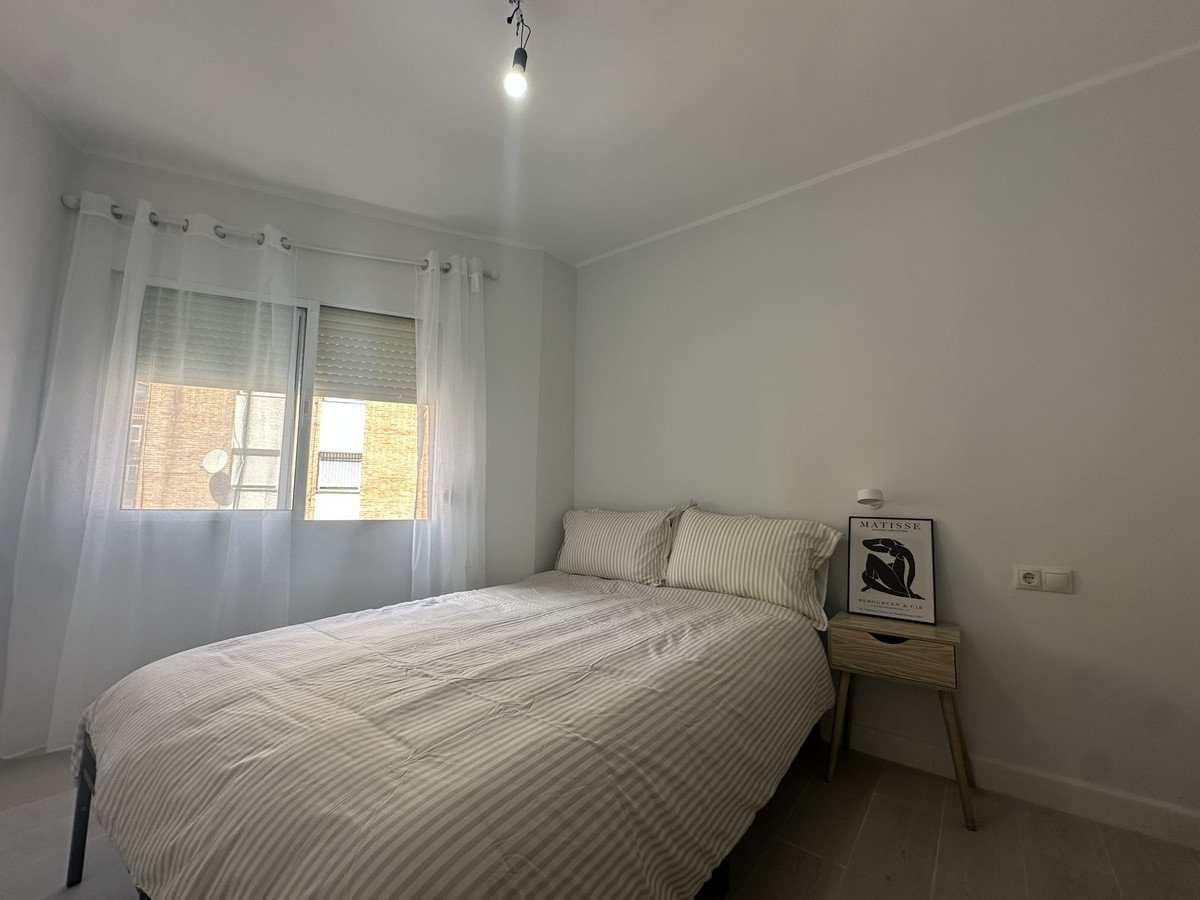 2 Bed Middle Floor Apartment in Fuengirola