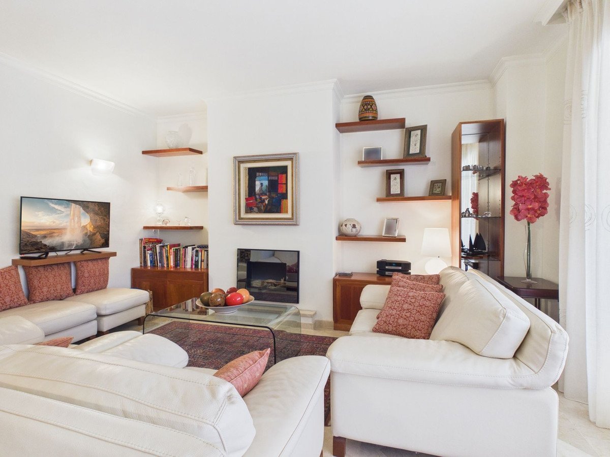 3 Bed Penthouse Duplex in Benahavís