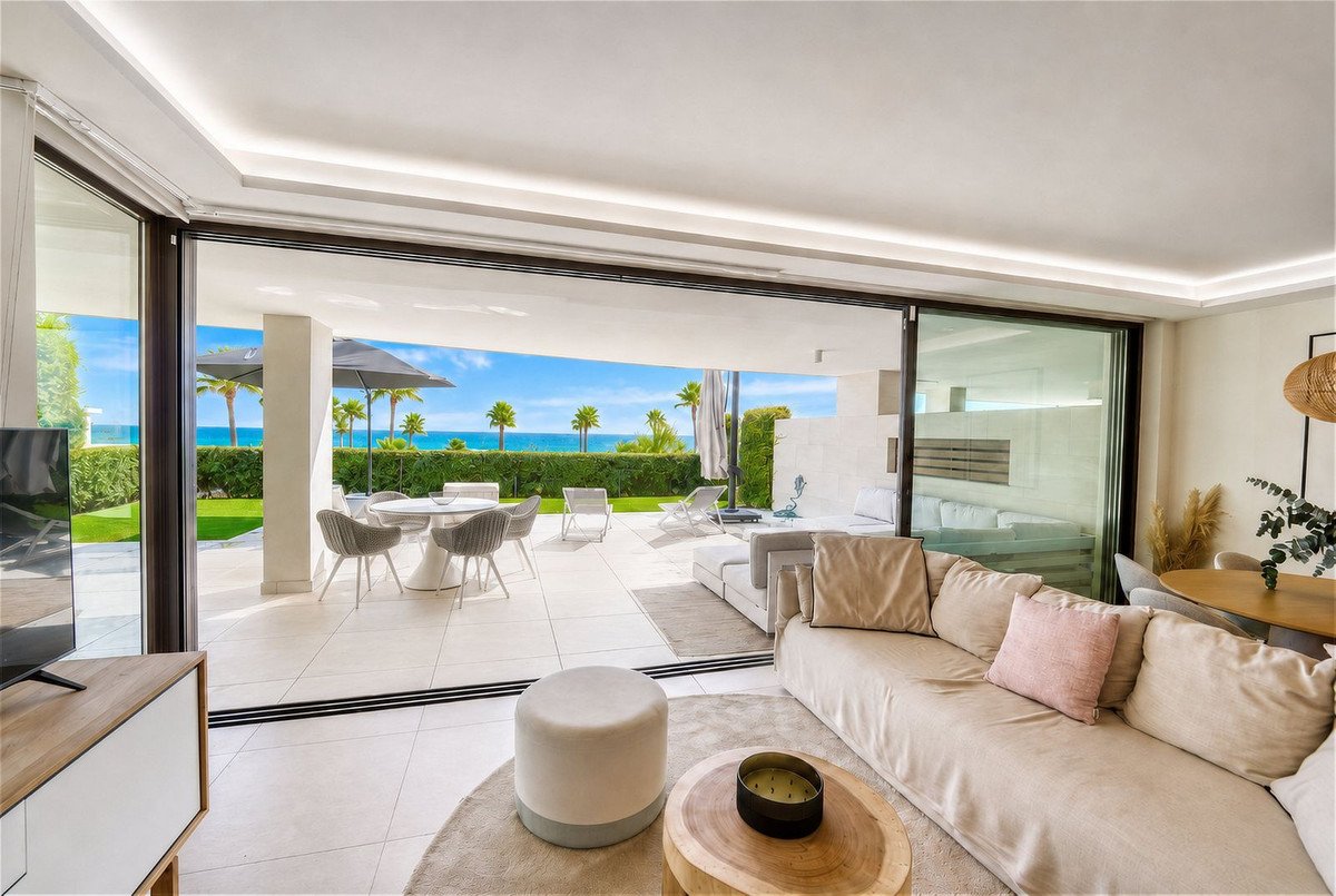 3 Bed Ground Floor Apartment in Estepona