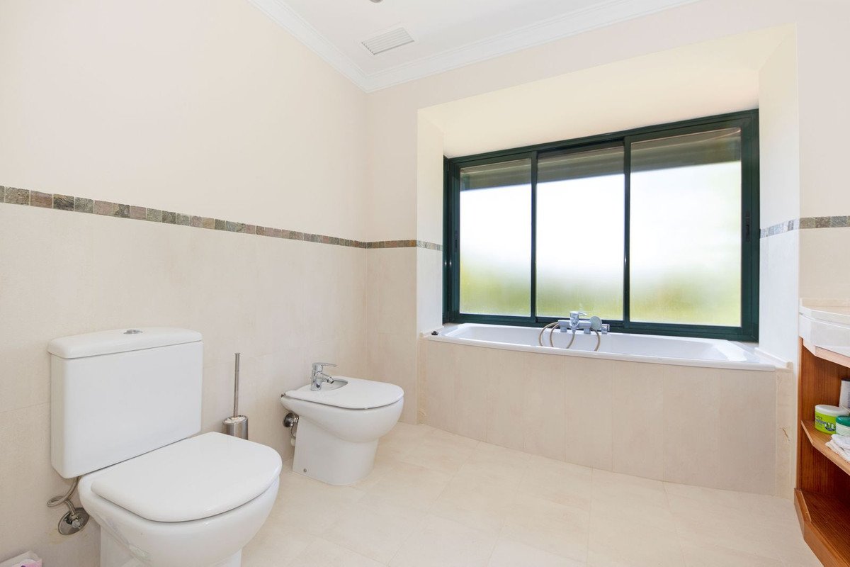 6 Bed Detached Villa in Arcos de la Frontera