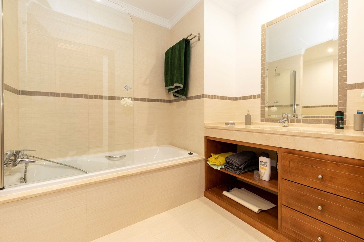 6 Bed Detached Villa in Arcos de la Frontera