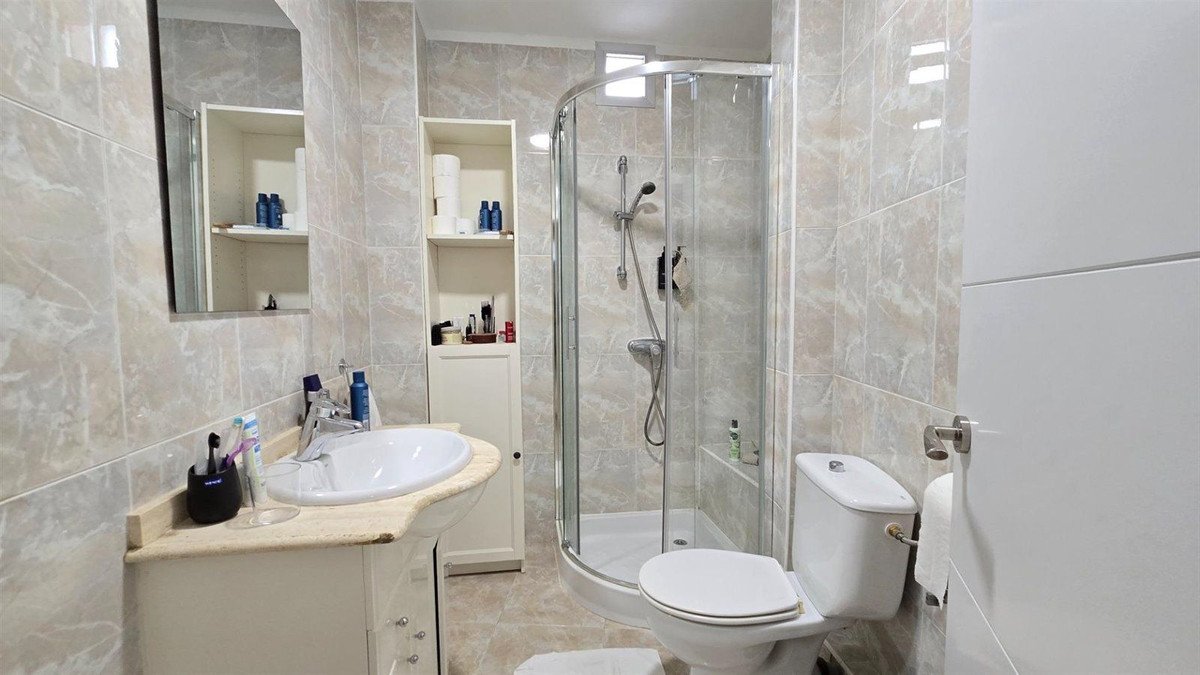 4 Bed Ground Floor Apartment in Málaga