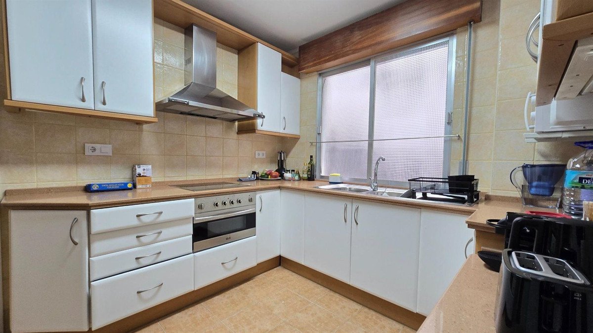 4 Bed Ground Floor Apartment in Málaga