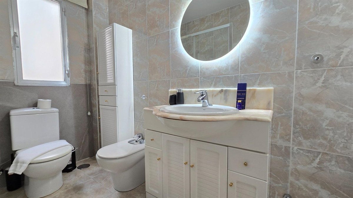 4 Bed Ground Floor Apartment in Málaga