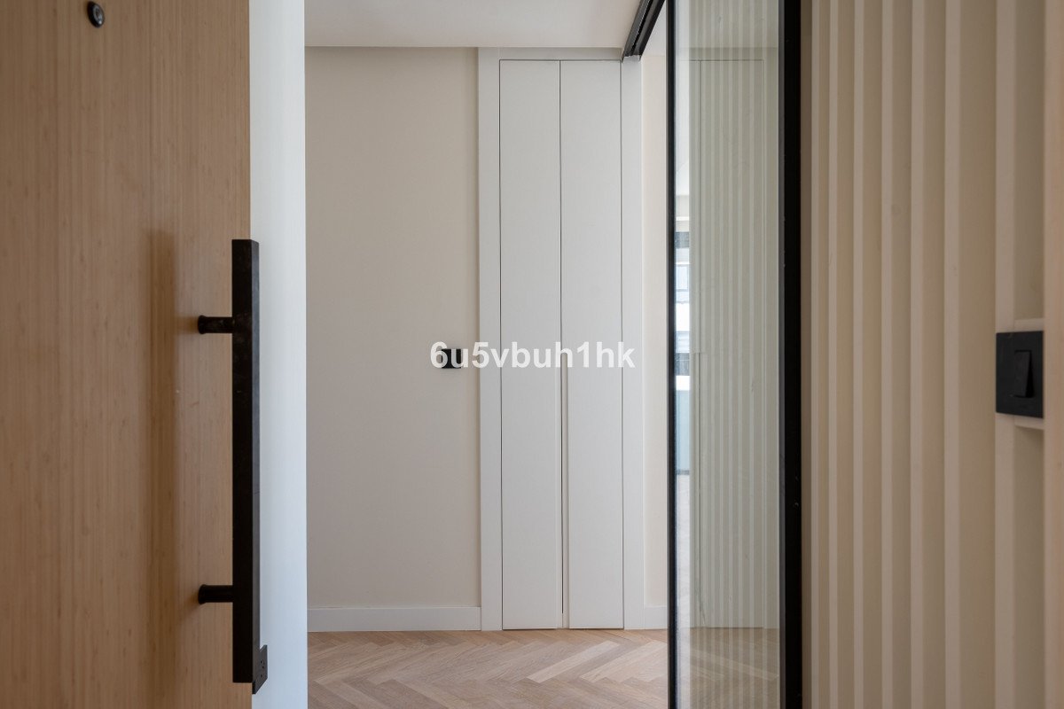 2 Bed Middle Floor Apartment in Málaga