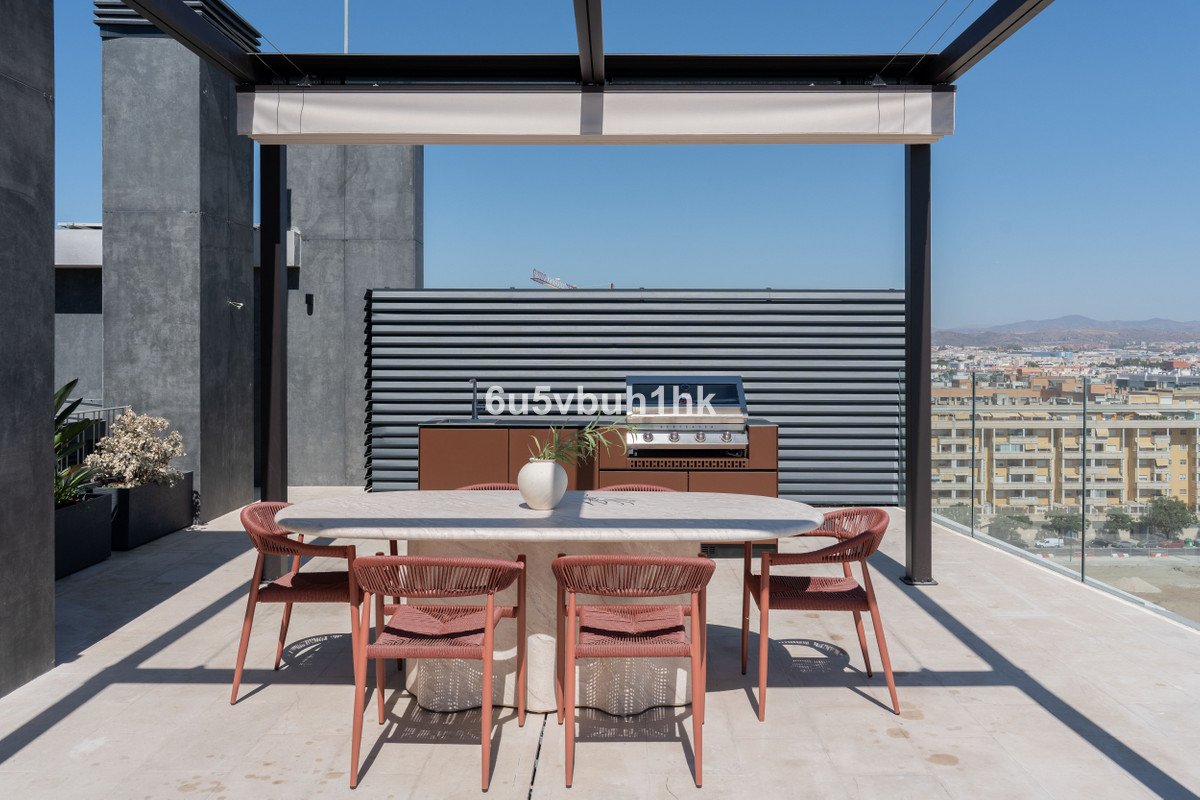 2 Bed Middle Floor Apartment in Málaga