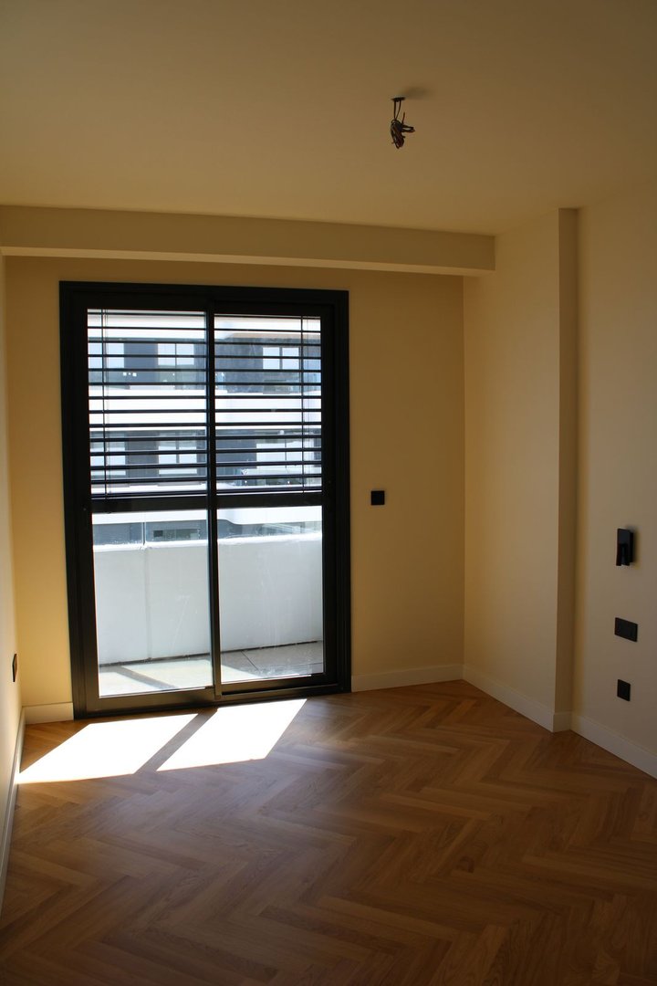 4 Bed Middle Floor Apartment in Málaga
